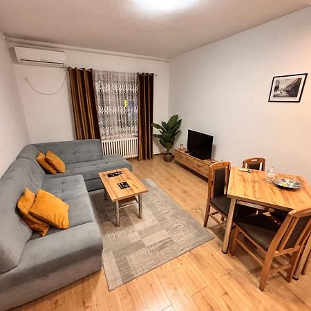 R-Residency Ll Appartement Banja Luka Buitenkant foto